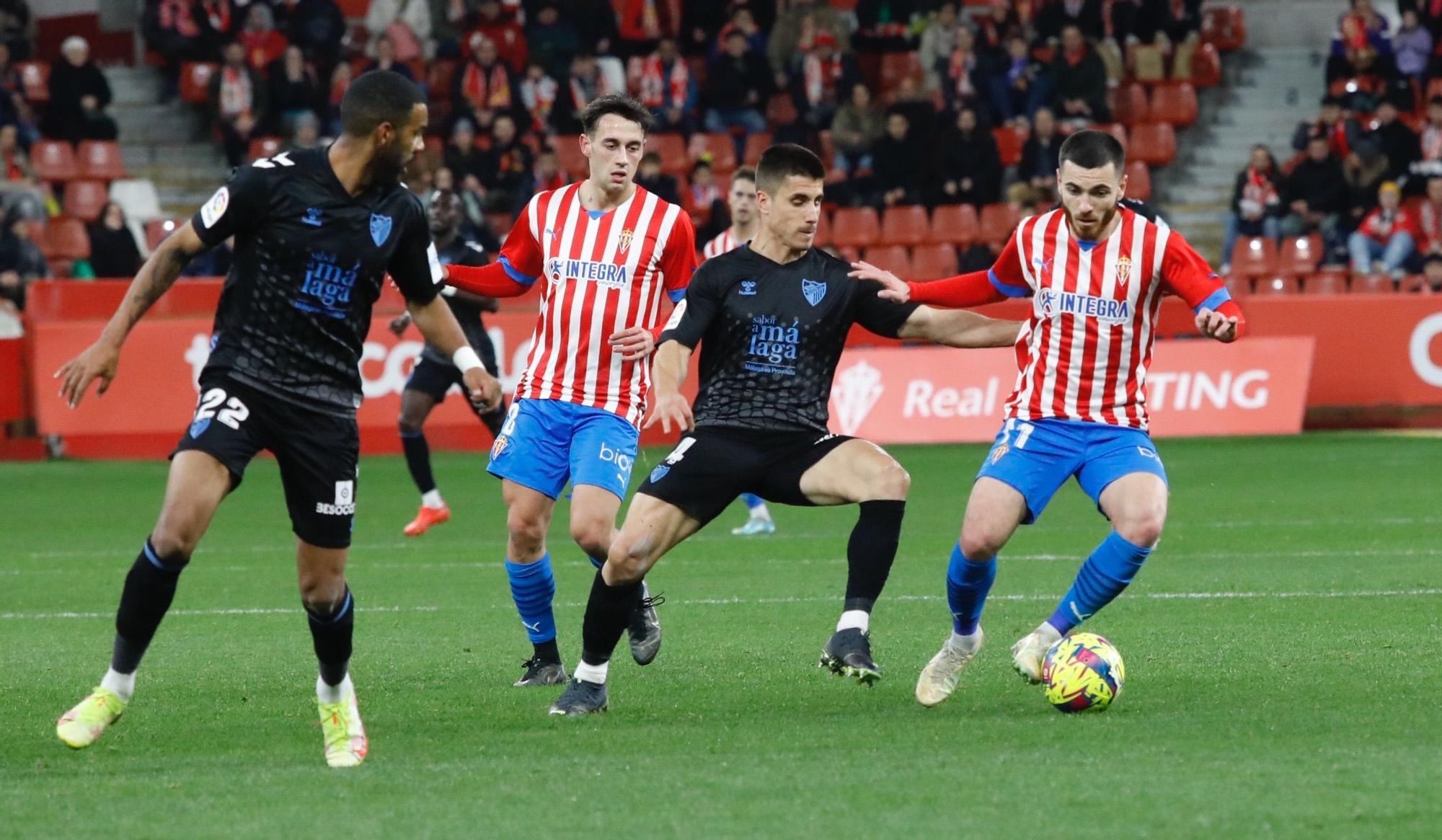 En imágenes: Así fue el Sporting-Málaga disputado en El Molinón