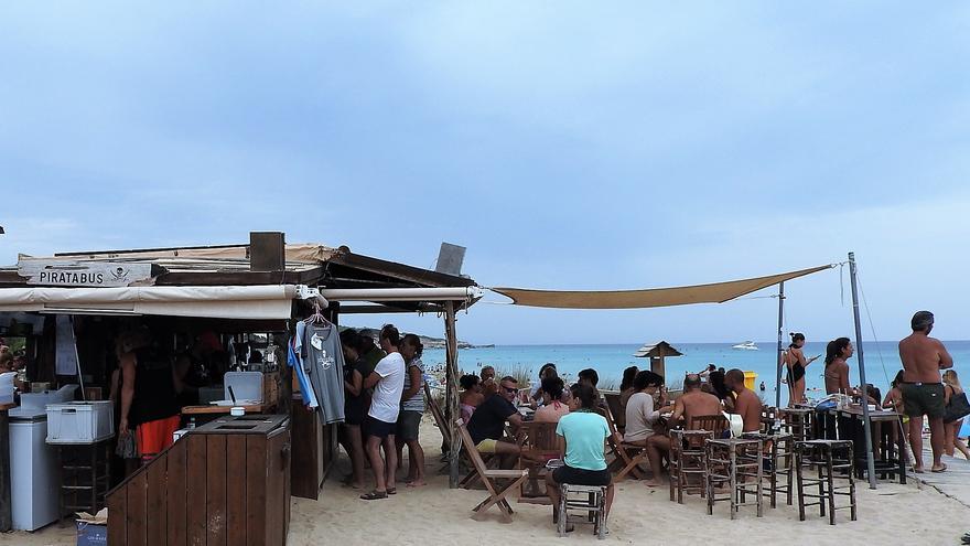 Los hoteleros de Formentera piden una prórroga para los anteriores concesionarios de playas