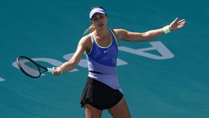 Badosa no pasa de primera ronda en Abu Dhabi