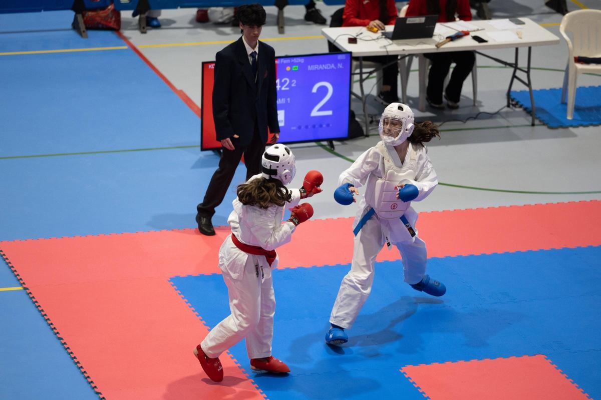 Mira aquí todas las imágenes del Campeonato infantil balear de kárate