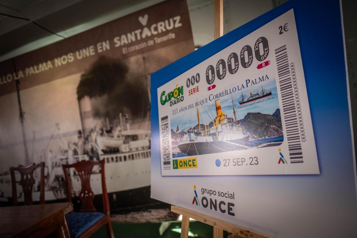 Presentación del cupón de la once conmemorativo del Correíllo La Palma