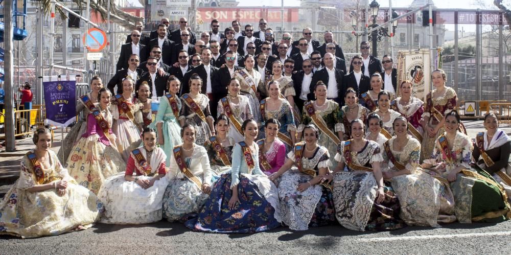 Entrega de premios a las comisiones por las fallas grandes 2019.