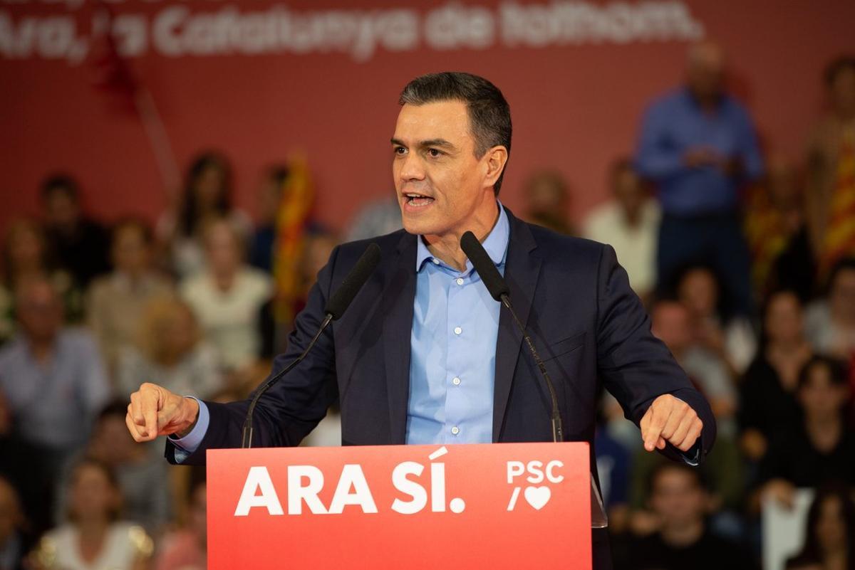 Pedro SÃ¡nchez dirigiendose a los asistentes del acto polÃ­tico en Viladecans (Barcelona), a 30 de octubre de 2019.