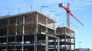Viviendas en construcción en la avenida Federico Mayor Zaragoza de Badajoz.