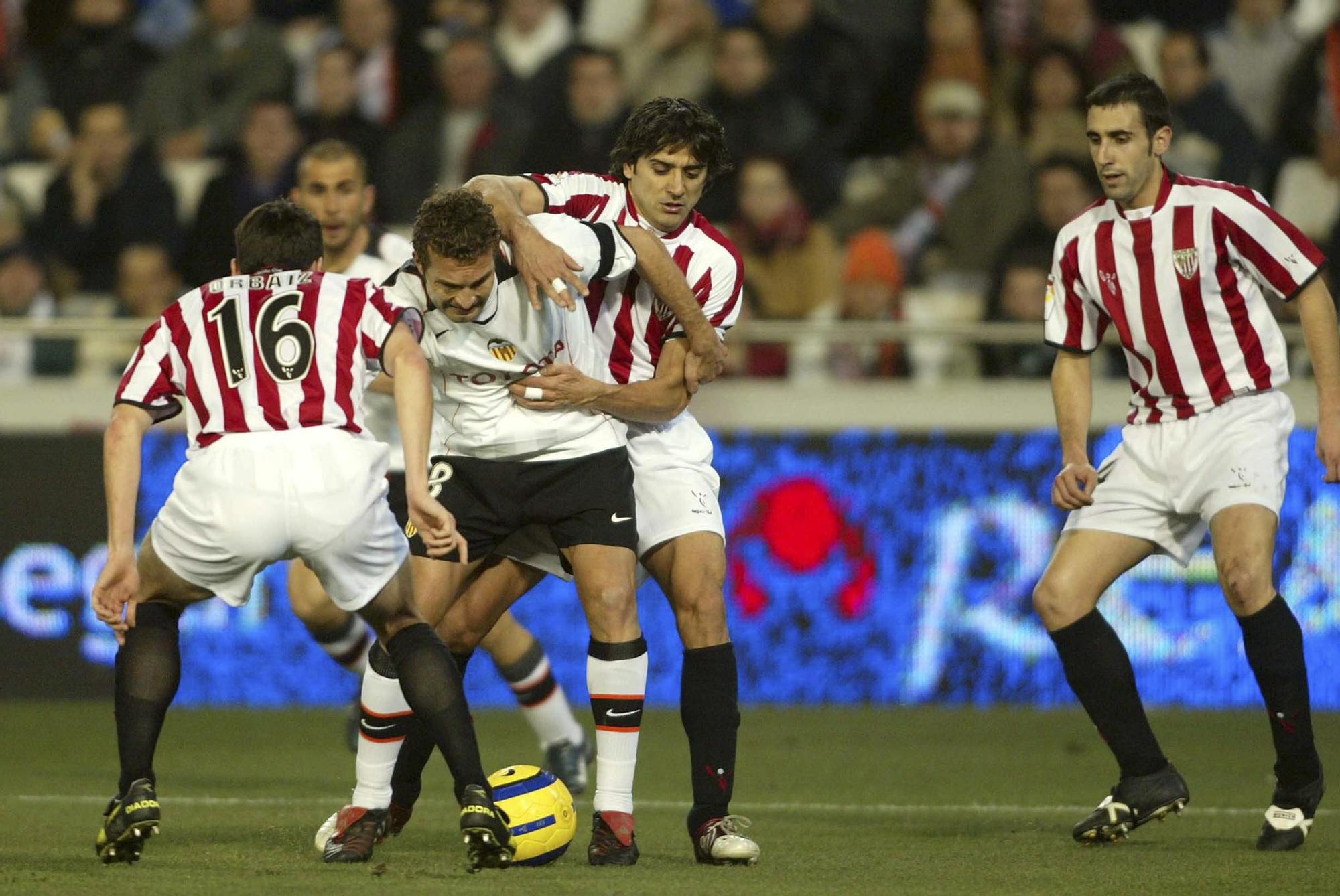 Rubén Baraja. Un jugador de leyenda que regresa al Valencia como entrenador