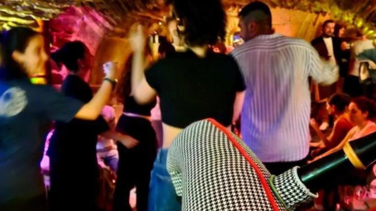 Imaxe dunha foliada no Modus Vivendi