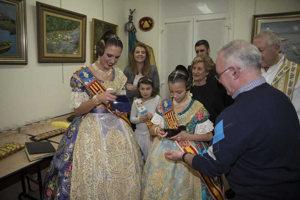 La galería más completa de un viaje histórico en la fiesta, con las falleras mayores en la ciudad más especial del mundo