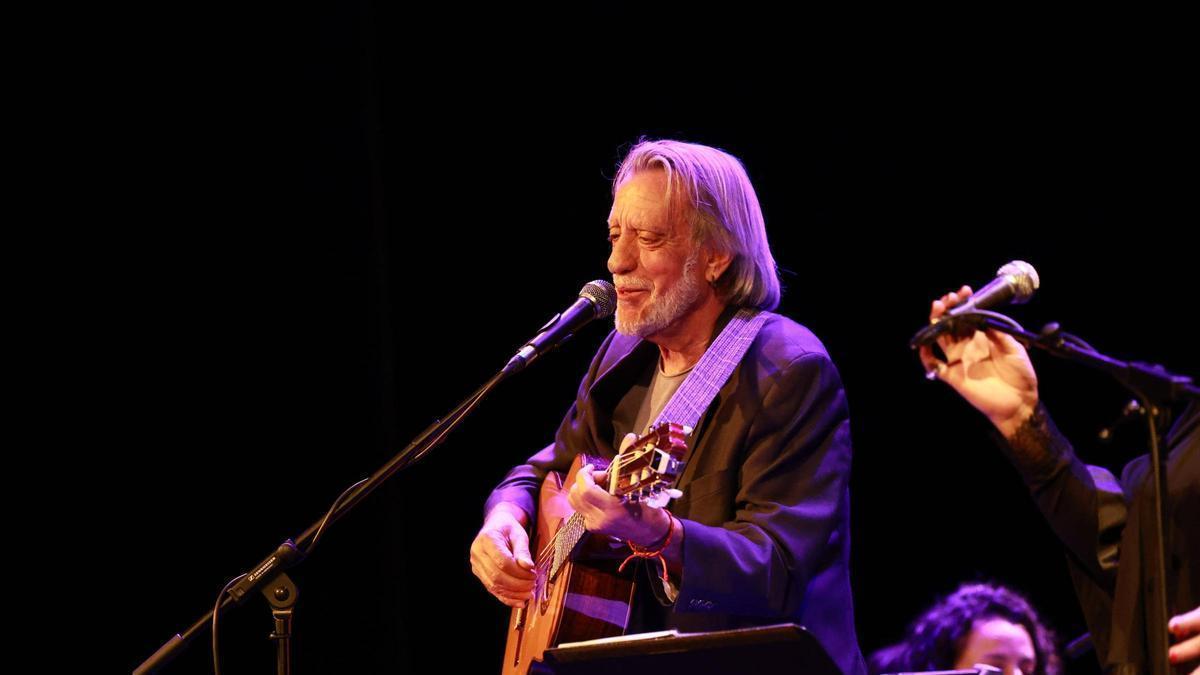 El Luis Pastor más sinfónico llena el Gran Teatro de Cáceres