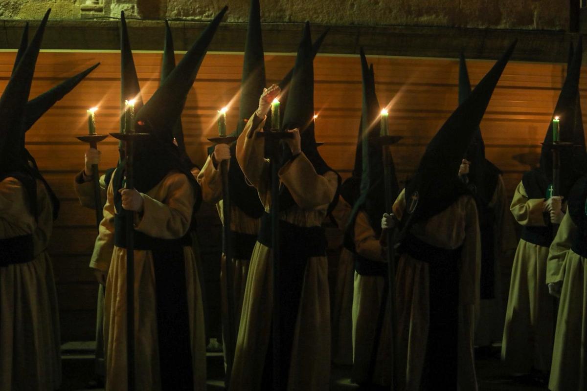 GALERÍA | Un silencio sepulcral protagoniza la procesión de las Siete Palabras de Zamora GALERÍA | Un silencio sepulcral protagoniza la procesión de las Siete Palabras de Zamora