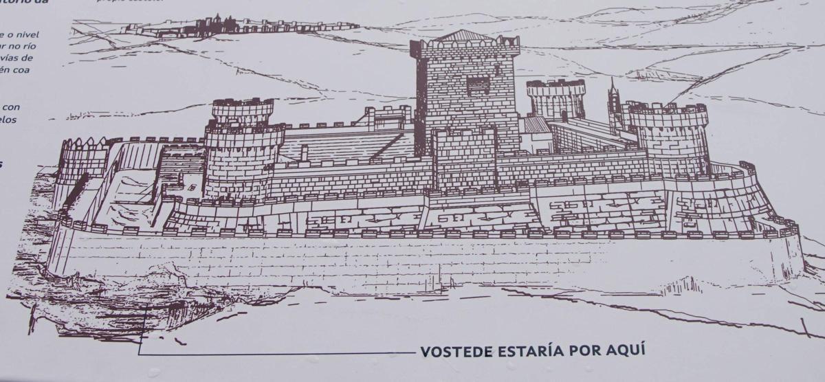 Otro ángulo de la reconstrucción del castillo de Rocha Forte