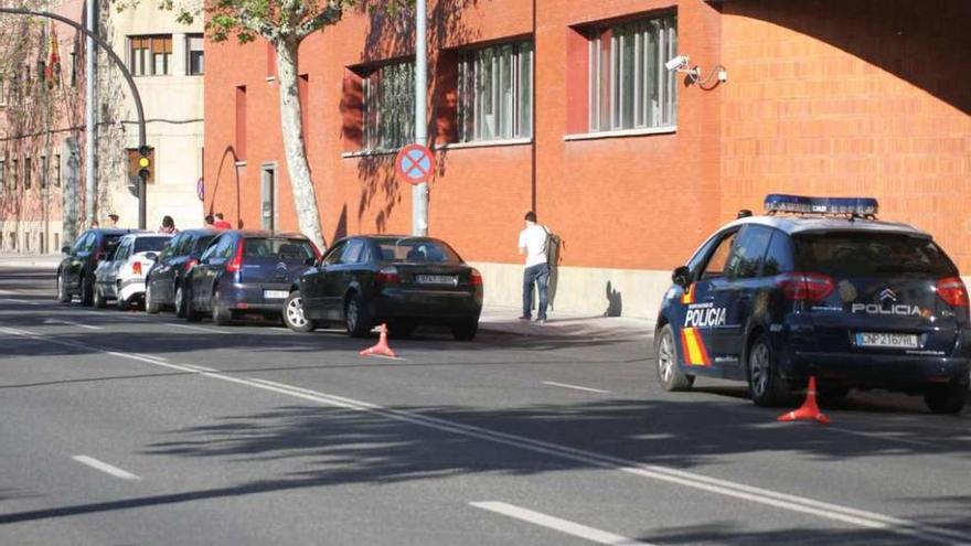 La Policía Nacional investiga el suceso, tras recoger la denuncia de la joven.