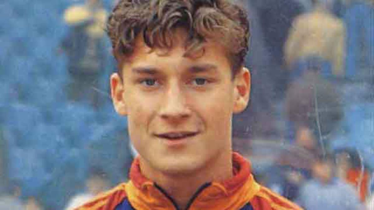 27 años del debut de Totti, 'il eterno capitano'
