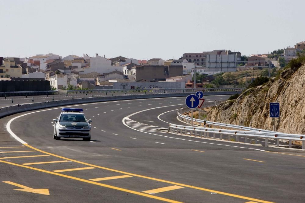 Inauguración  tramo de 5 kilómetros de la nueva A-33 en la Font de la Figuera