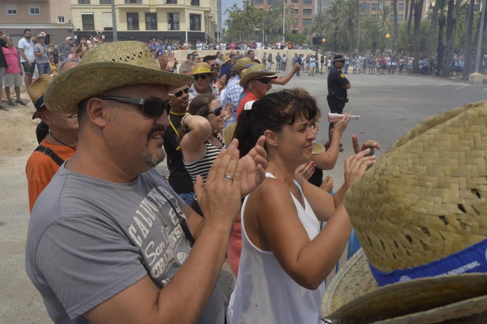 La mascletà está fuera del tradicional concurso con una carga y superficie más reducidas que en Traspalacio