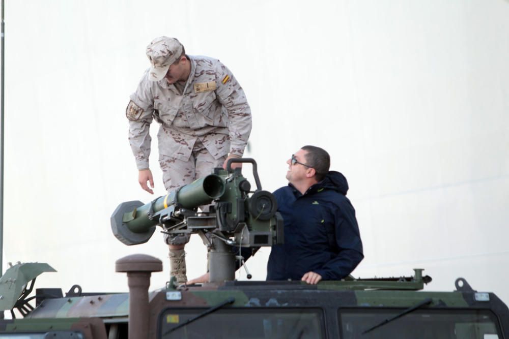 Buque de la Armada Juan Carlos I en la Marina de València