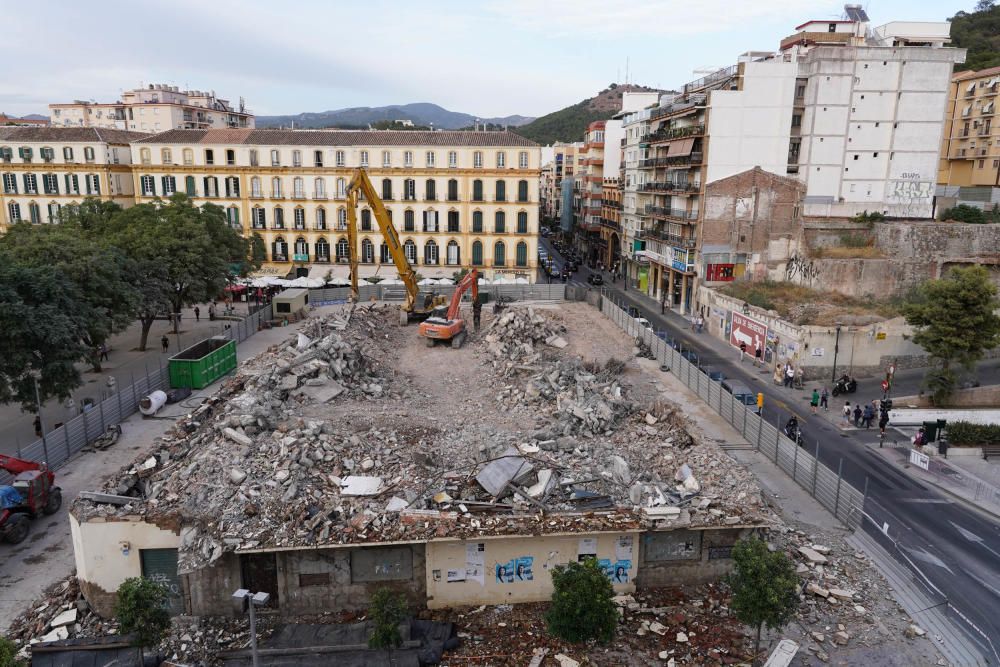 Así queda la plaza de la Merced sin el edificio del Astoria.