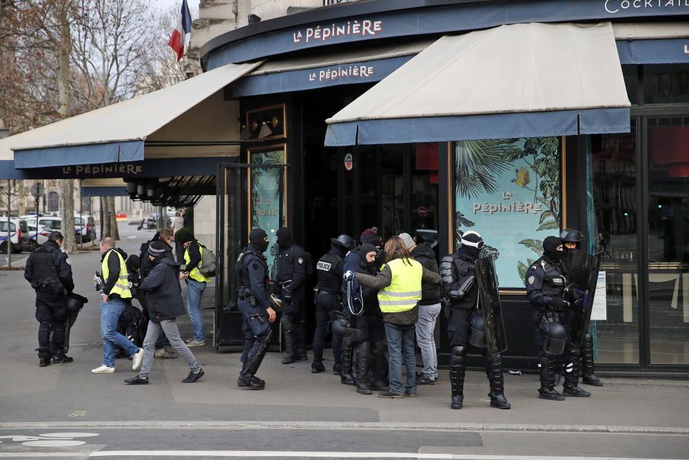 Protesta de los 'chalecos amarillos' en París