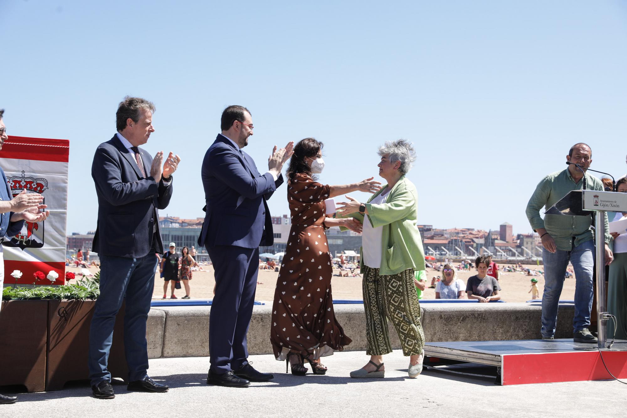 En imágenes: así fue el homenaje a Areces en Gijón