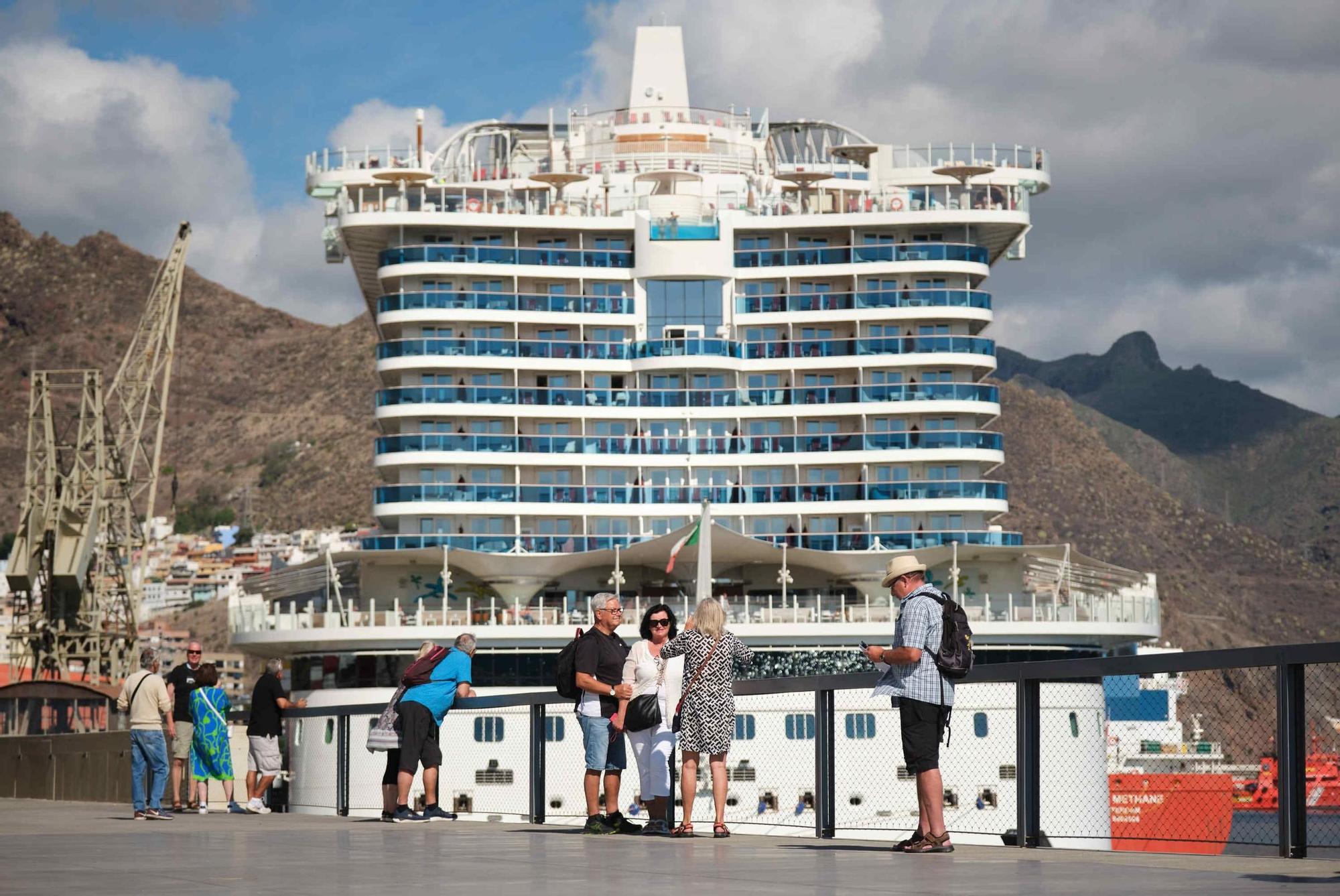 Crucero Aidacosma