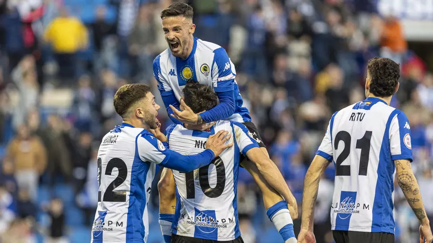 La incertidumbre que supone el adiós de Javi Moreno