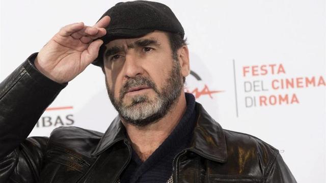 Eric Cantona se despachó a gusto contra la plantilla del Leicester