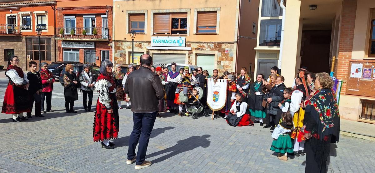 GALERÍA | Las mujeres de Tábara bailan a Santa Águeda