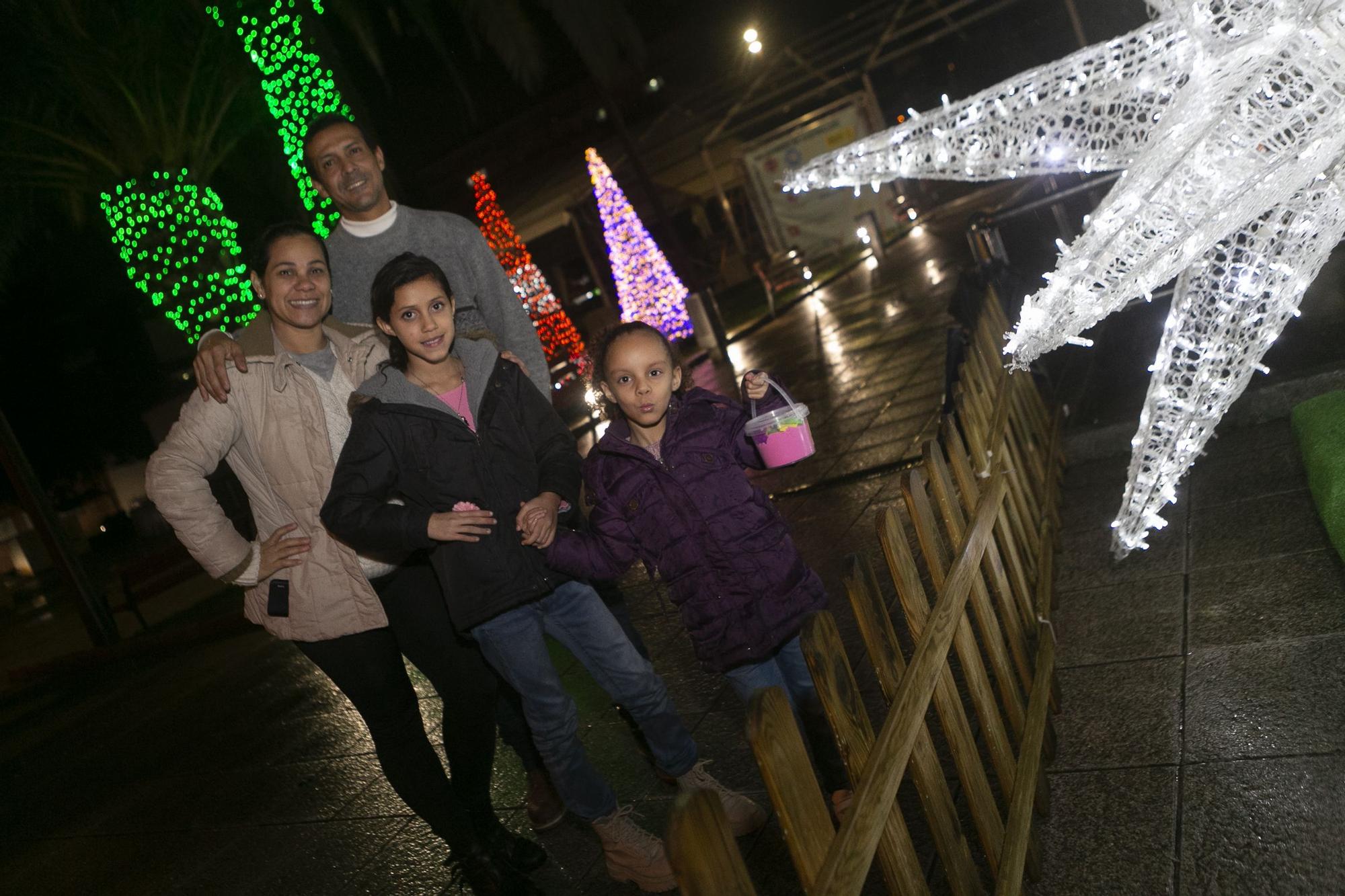 Encendido navideño en Piedras Blancas