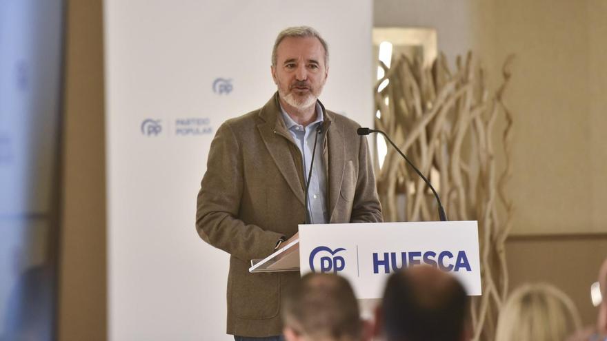 El presidente del PP de Aragón, Jorge Azcón, este sábado en un acto del partido en Huesca.