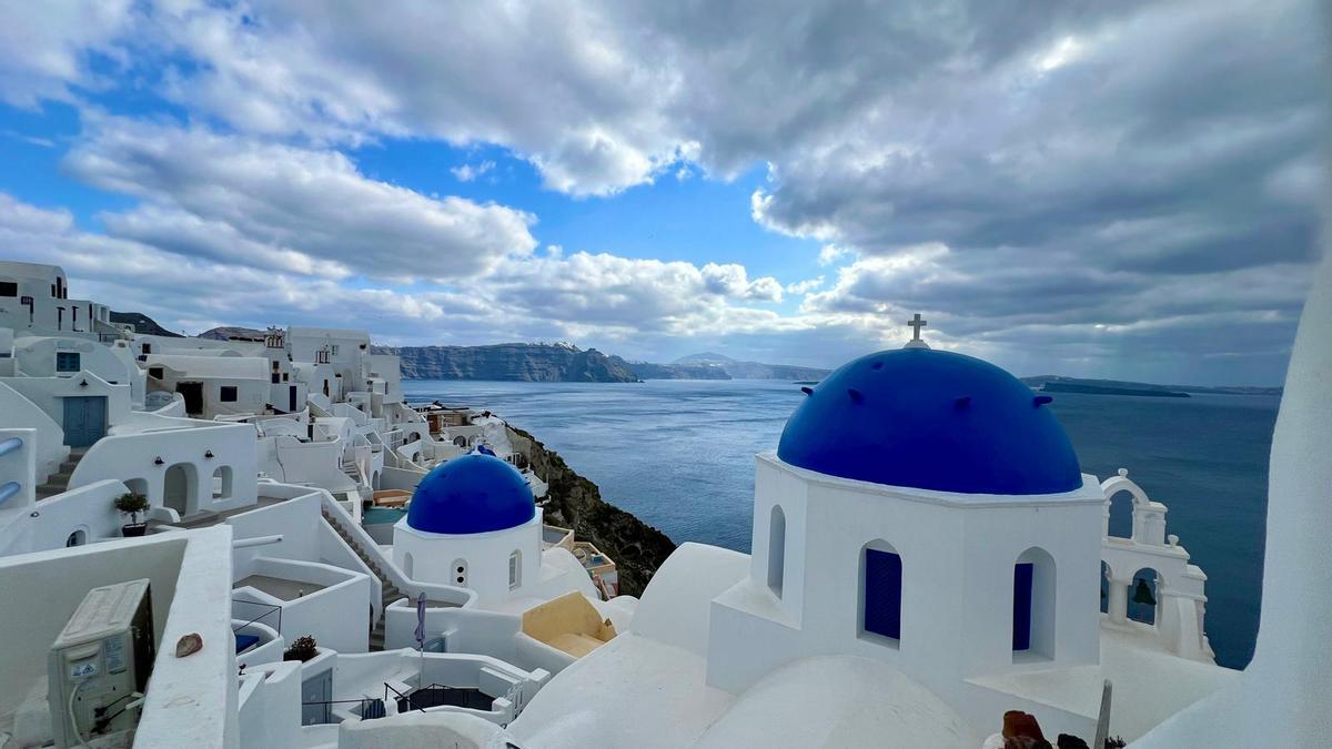 Santorini'deki depremlere rağmen Yunanistan'a Seyahat Rezervleri Kutsal Hafta Artışı