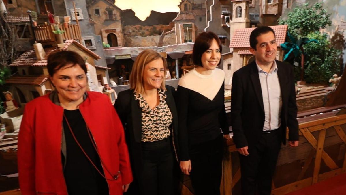 Visita de la ministra de Ciencia, Diana Morant, al Betlem de Tirisiti en Alcoy.