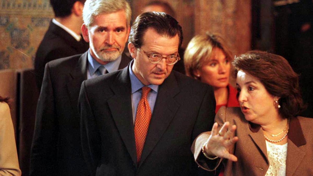 Joan Lerma y Joan Romero durante actos institucionales en los 90 cuando formaban parte del Consell.
