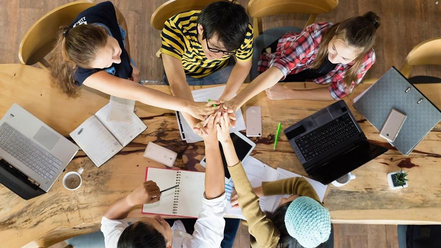 ¿Com preparar les noves generacions per reflexionar sobre els reptes socials i mediambientals?