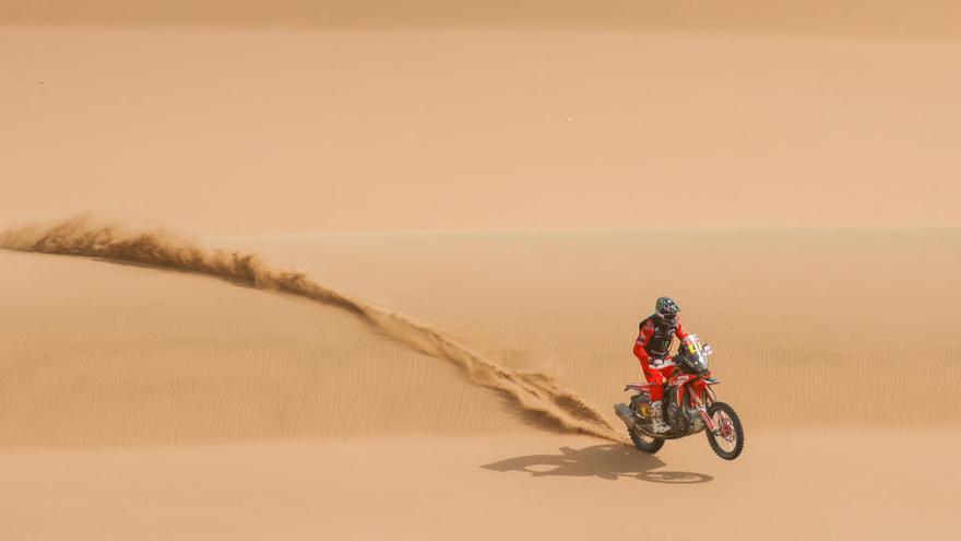 Kevin Benavides, en una etapa del Rally Dakar