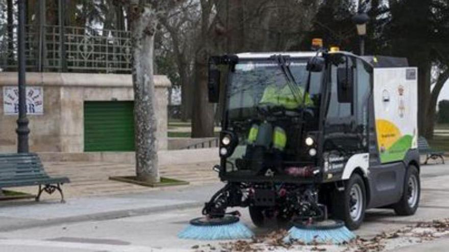 Un vehículo municipal.