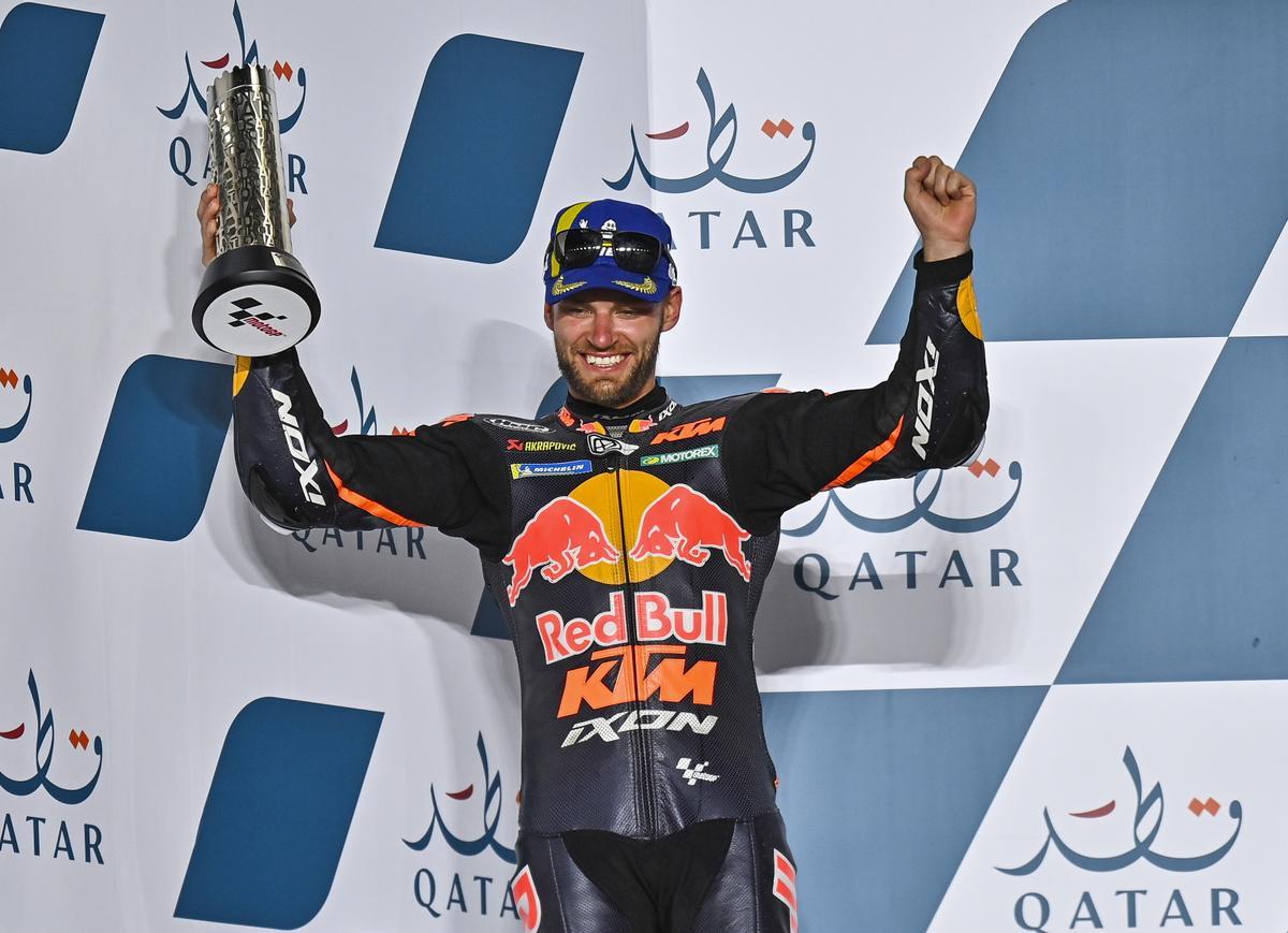 Brad Binder se subió al segundo escalón del podio del GP de Catar