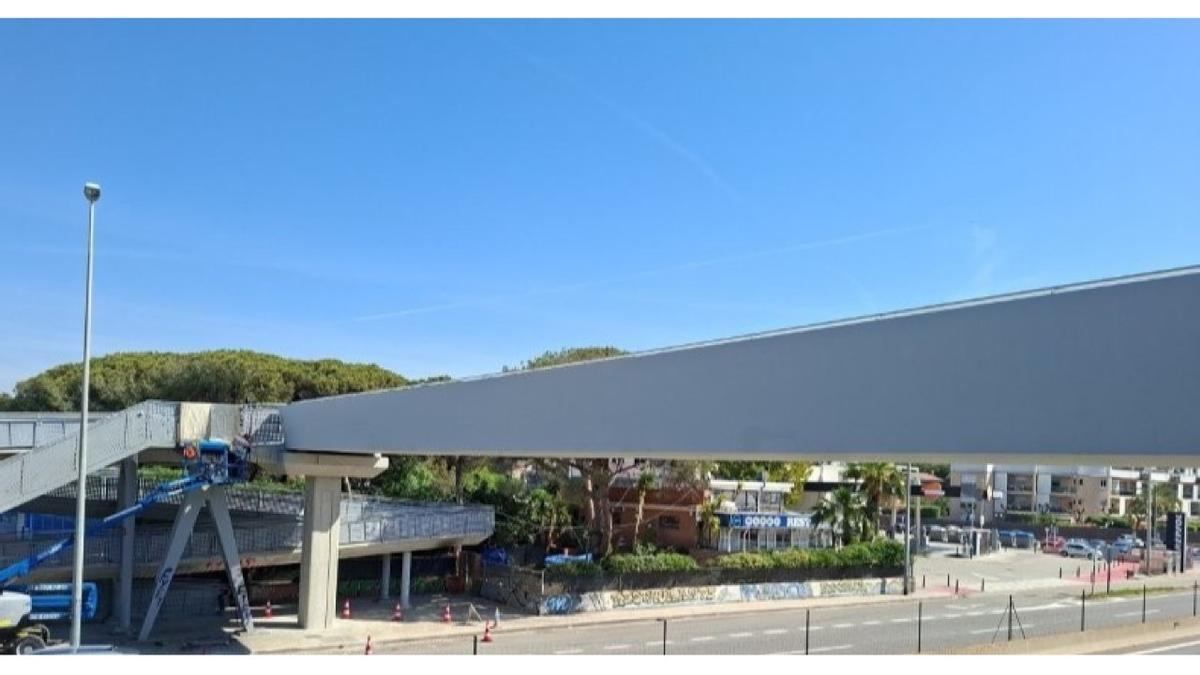 Sustitución de la pasarela peatonal de la Pava, situada sobre la C 31 entre los municipios de Castelldefels y Gavà
