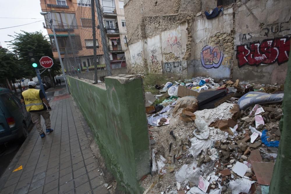 La pobreza llega a la zona de la Plaza de Toros de Alicante