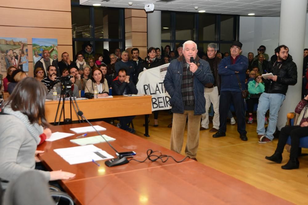 La tensión por el trazado del paseo de Seara estalla en el pleno de Moaña