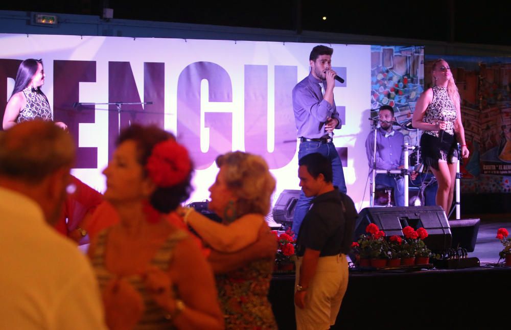 Noche del jueves en el Real de la Feria