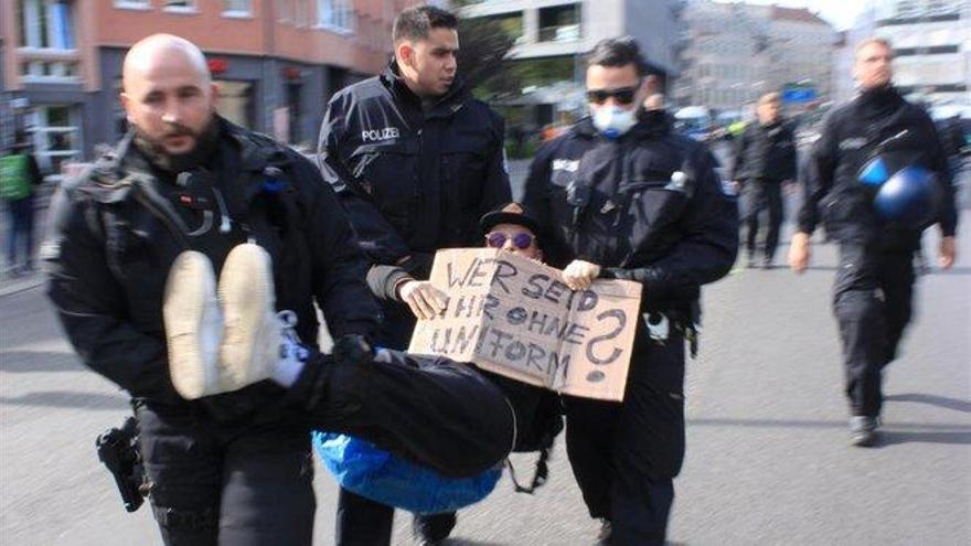 Atípica cruzada contra la gestión de la pandemia en Alemania