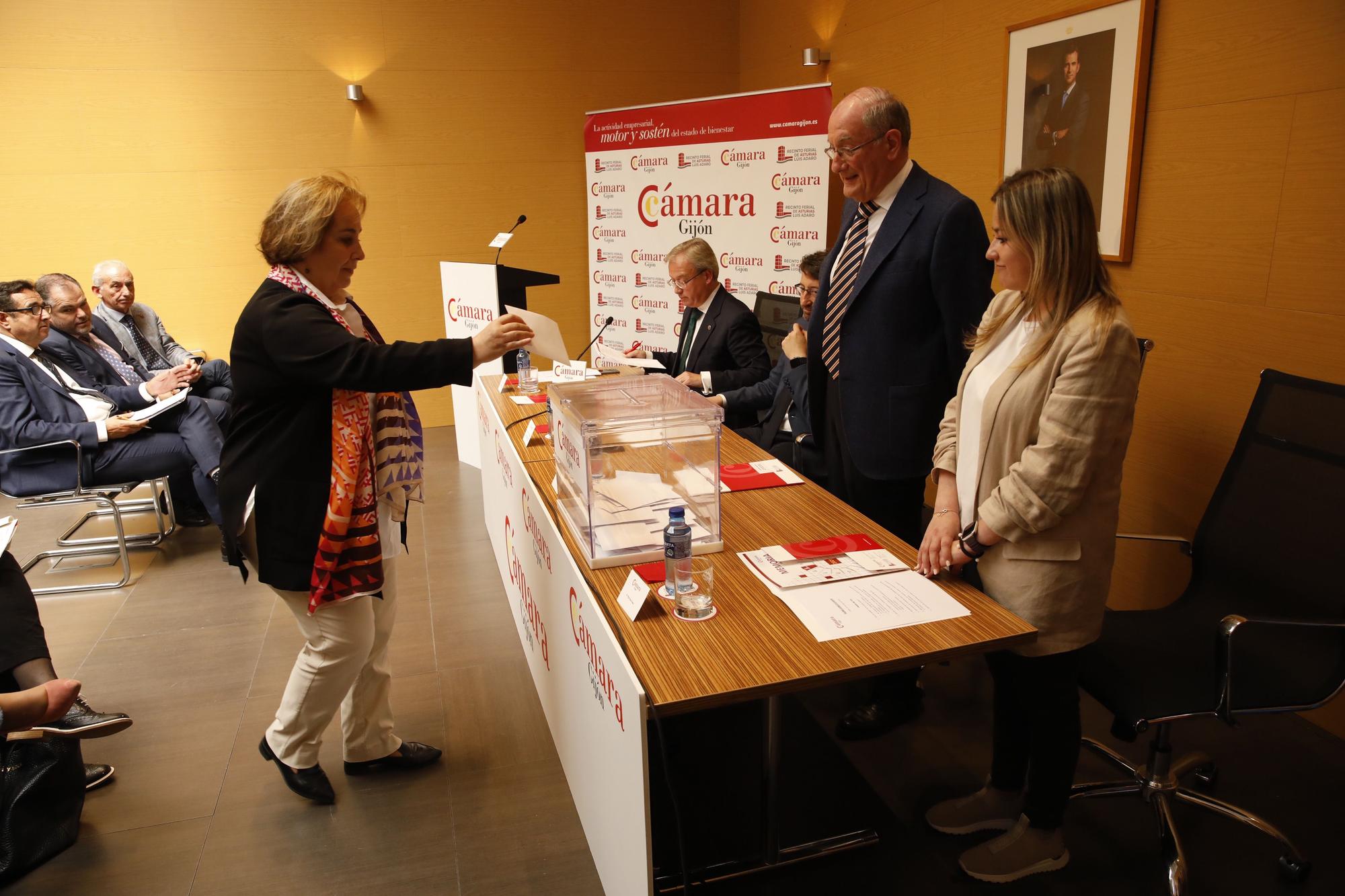 En imágenes: Félix Baragaño, reelegido como presidente de la Cámara de Comercio de Gijón