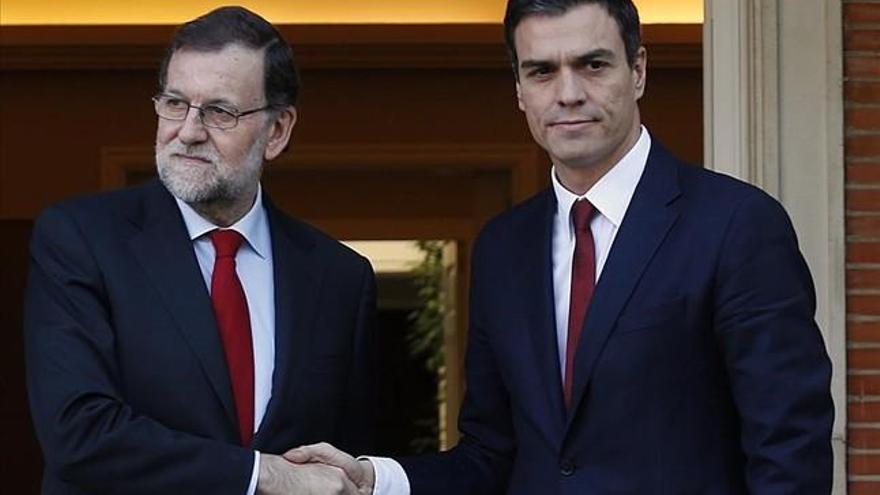 Rajoy inicia una improvisada precampaña