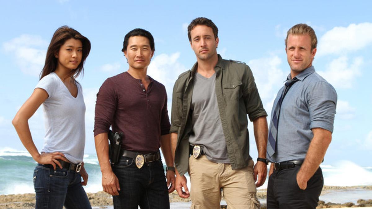 Los actores Scott Caan, Alex O'Loughlin, Grace Park y Daniel Dae Kim, protagonizan la serie 'Hawai 5.0'.