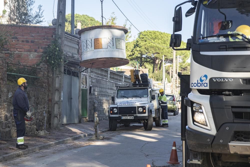 Desallotgen dues cases de Riells després que hagi cedit un mur