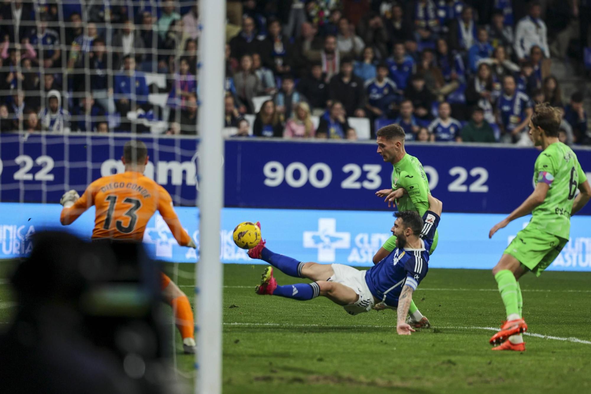 El partido entre el Real Oviedo y el Leganés, en imágenes