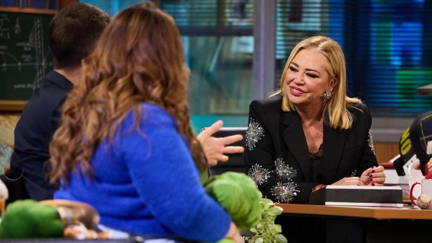 Belén Esteban, presentadora de &#039;La Revuelta&#039; tras ganar su apuesta con David Broncano