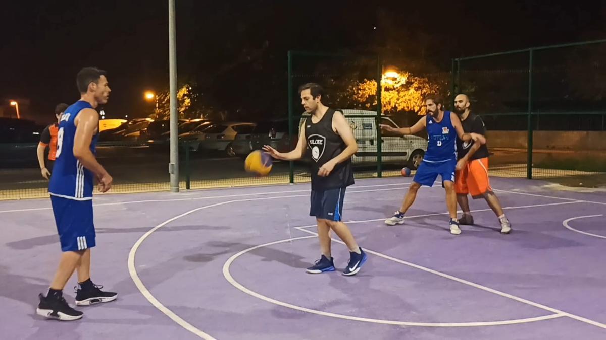 Partido de la liga local de Ontibasket de la pasada jornada.