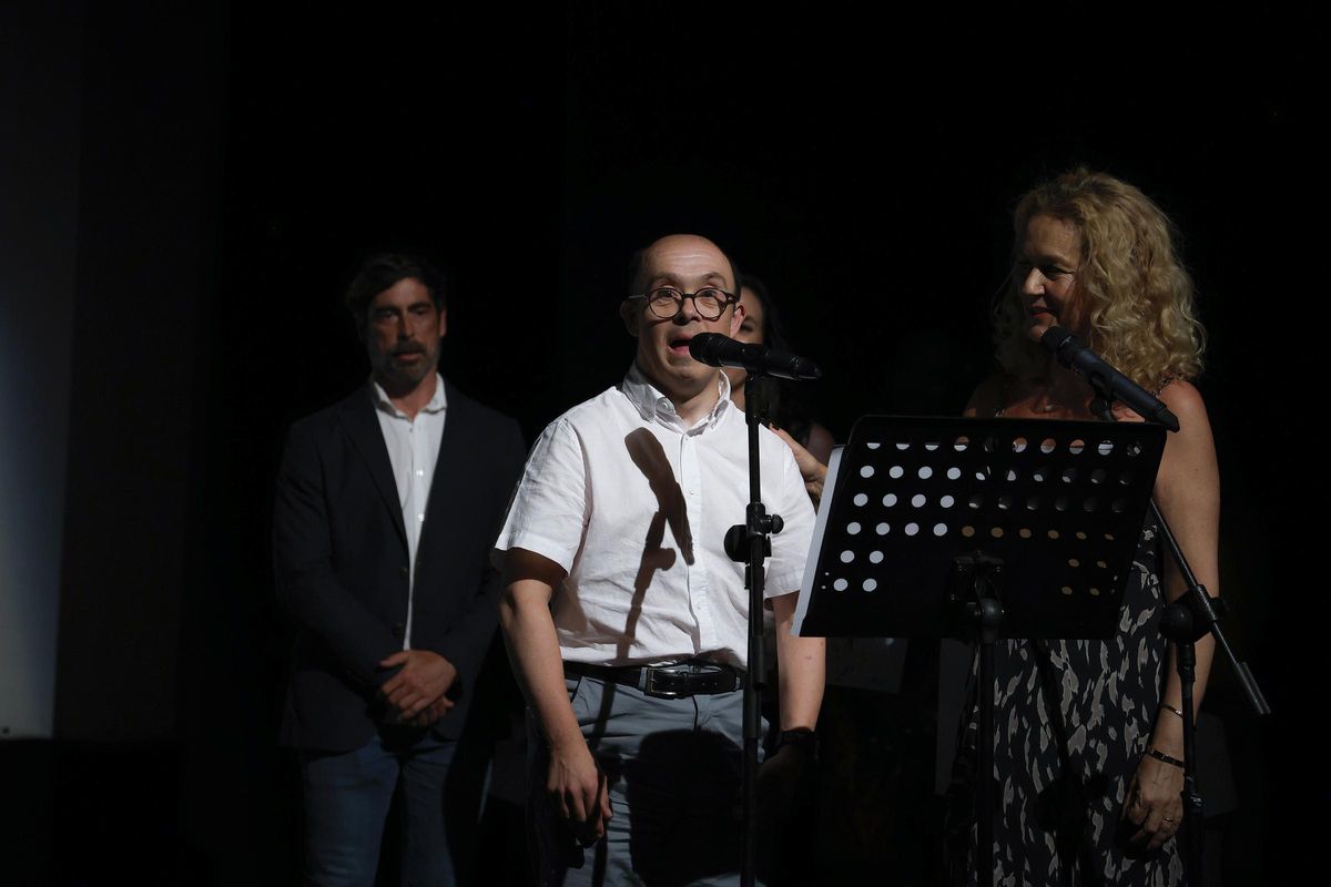 Discurso durante la entrega de premios s los galardonados.