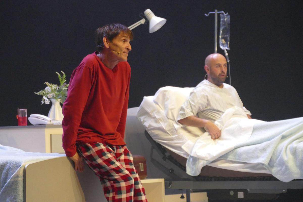 EN IMATGES | Albert Pla i Peyu omplen de rialles el Teatre Municipal El Jardí de Figueres amb 'Hamlet'