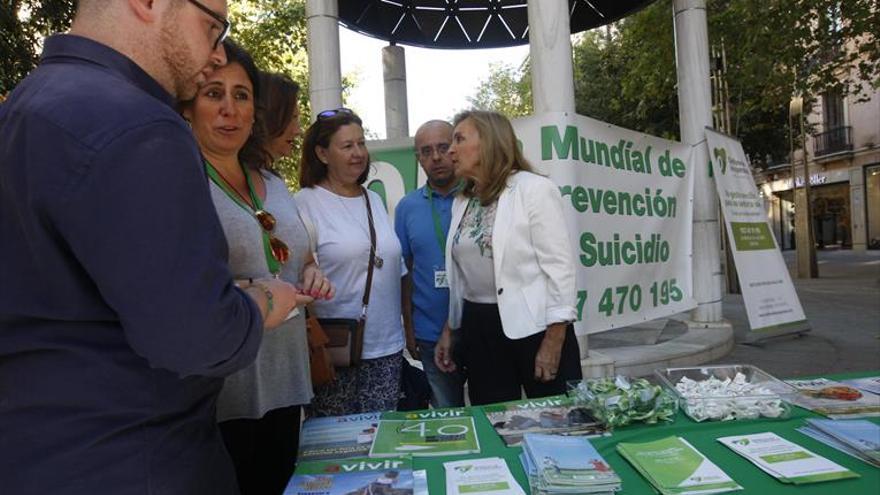 Unas 3.000 personas piden ayuda cada año al Teléfono de la Esperanza